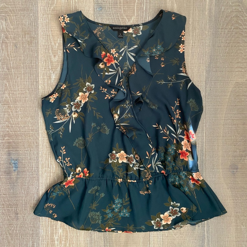 Banana Republic Floral Ruffle Blouse